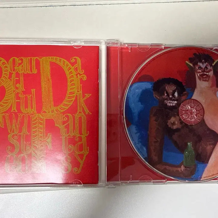 [BUNJANG] Kanye West MBDTF CD / 칸예 웨스트 - MBDTF CD