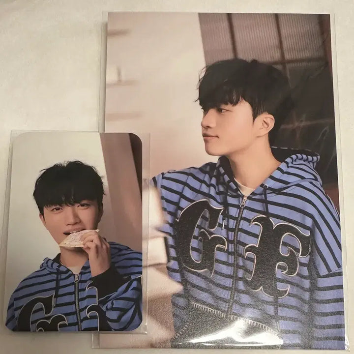 [BUNJANG] T1 Keria Cafe Basecamp Photocard &amp; Postcard Bundle Set / 케리아 티원 카페 베이스캠프 포카 엽서 일괄