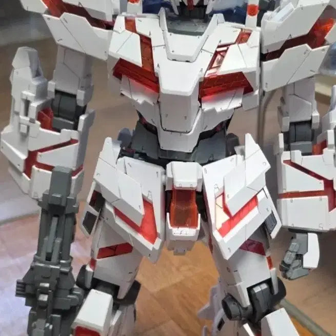[BUNJANG] Bandai Gundam Model Kit Bundle Set - MG Turn X, MG Re Gination Neo Green First, Mega Unicorn, HG Gold First 45th Anniversary Limited Edition / mg턴엑스+mg리큐래이션네오그린퍼스트건담가조립+메가유니콘+hg골드퍼스트45주년건담한정판 일괄다드립니다