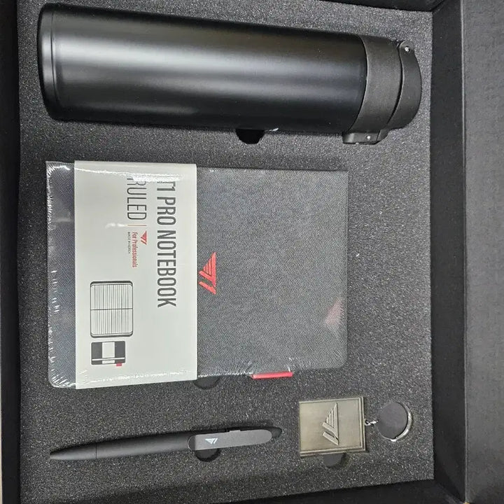 [BUNJANG] T1 2024 VIP Package Set - Notebook, Tumbler, Pen, Keyring / 2024 T1 VIP Package NOTEBOOK 세트 텀블러 펜 키링