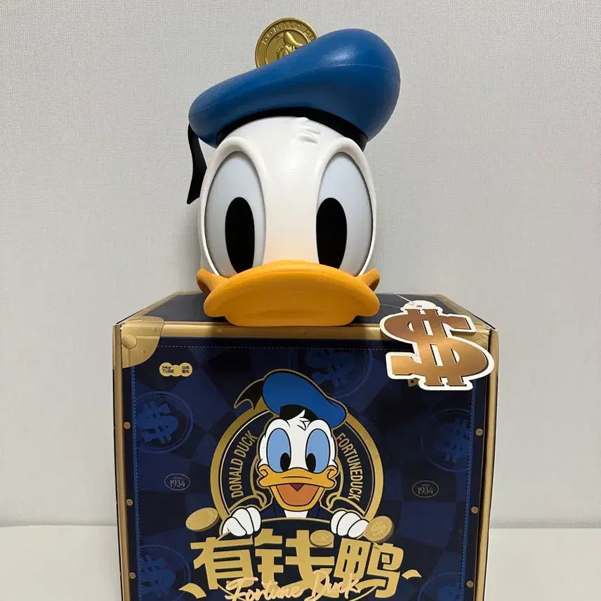 [BUNJANG] Donald Duck Gold Coin Concept Figure / 도날드덕 피규어 금화