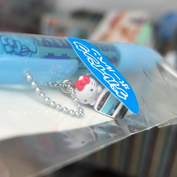 [BUNJANG] 1997 Classic Train Kitty Ballpoint Pen / 2007 고전 전철 키티 볼펜