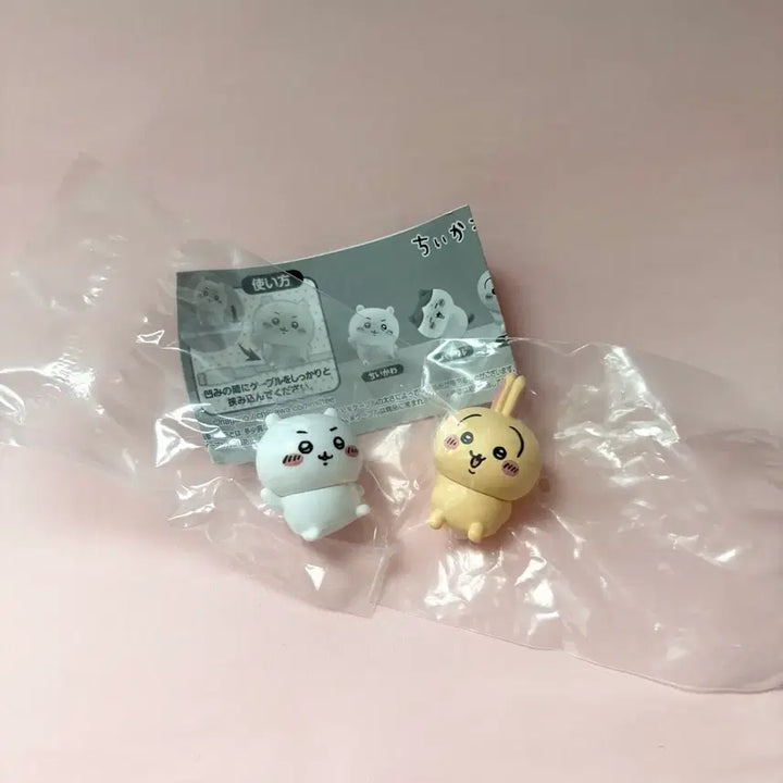 [BUNJANG] Chiikawa Hugcot Cable Bite - Usagi / 치이카와 허그코트 케이블바이트 치이카와 우사기
