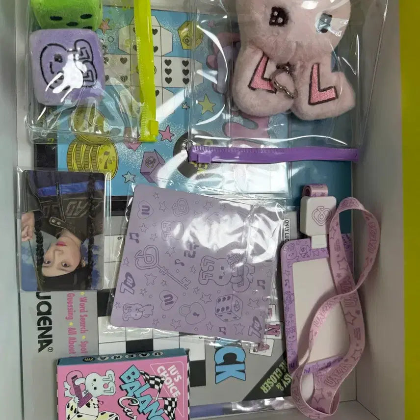 [BUNJANG] IU Official Fanclub UAENA 7th Generation Kit / 아이유 공식 팬클럽 UAENA 7기 키트