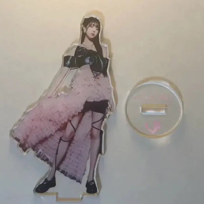 [BUNJANG] IVE Jang Wonyoung DICON Acrylic Stand / 아이브 장원영 디아이콘 아크릴 스탠드 양도