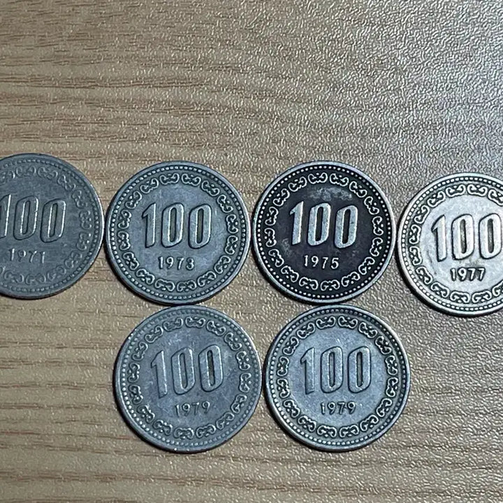 [BUNJANG] 100 Won Coin Set (1971, 1973, 1975, 1977, 1979) / 100원 동전 1971 1973 1975 1977 1979