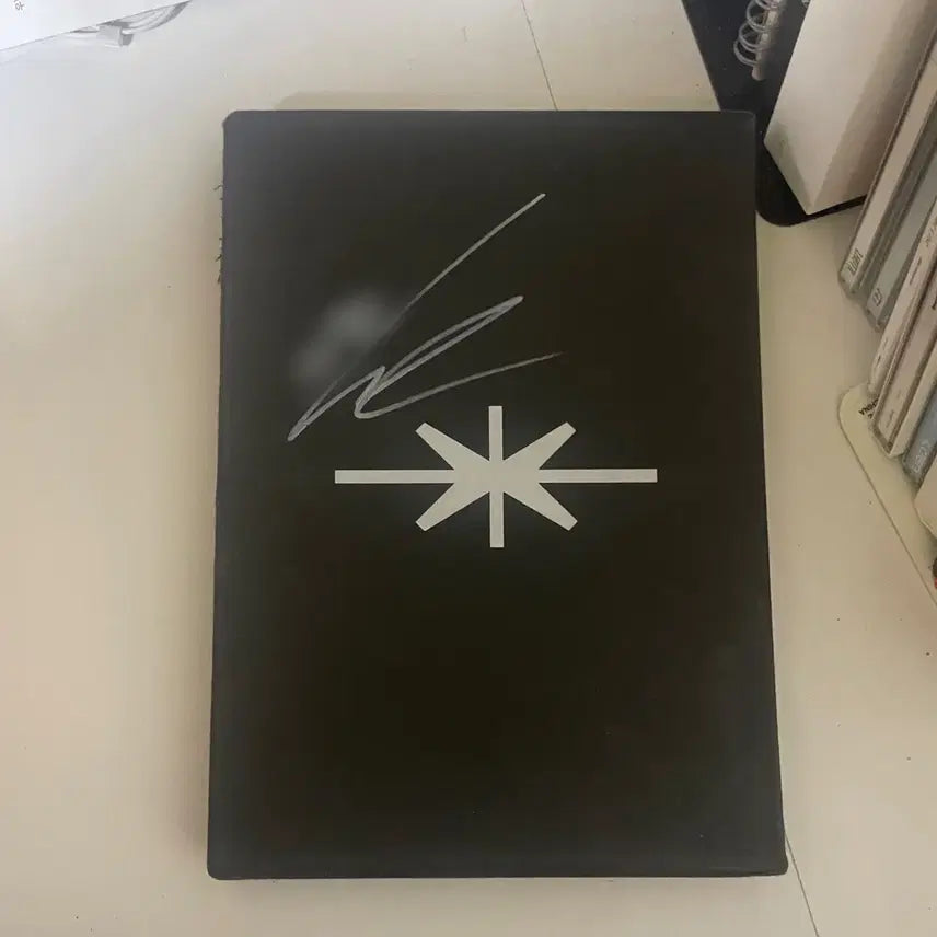 [BUNJANG] Kid Milli Autographed Album / 키드밀리 베이지 그린