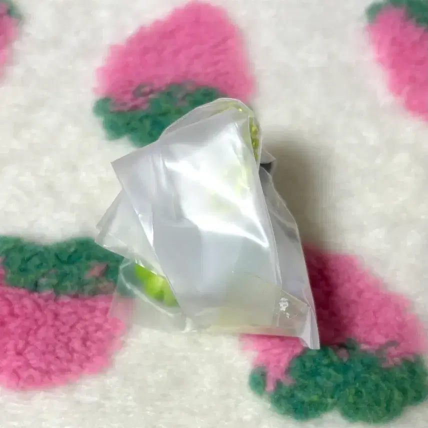 [BUNJANG] Sanrio Pochacco Clover Gacha Keyring / 산리오 네잎클로버 포챠코 포차코 가챠 키링 판매