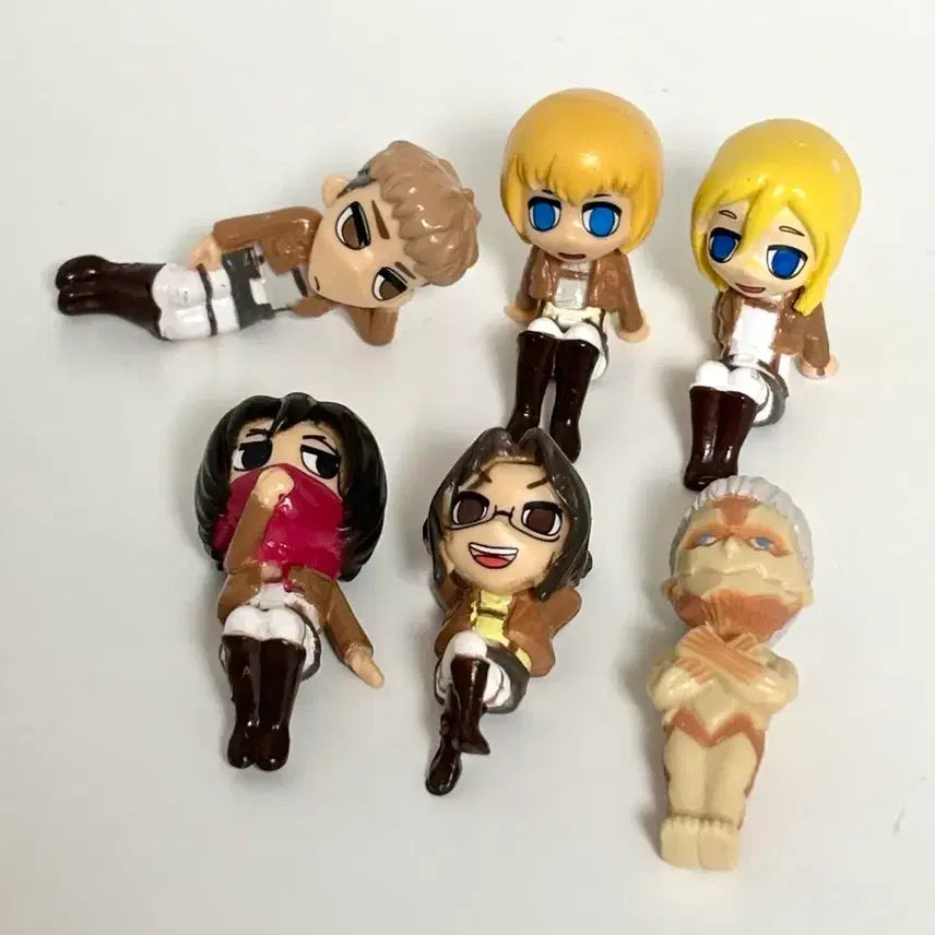 [BUNJANG] Attack on Titan Puchö Chopstick Rests Figures - Mikasa, Armin, Hange, Jean, Historia / 진격의 거인 푸쵸 젓가락 받침대 피규어 고전 미카사 아르민 한지 갑옷거인 쟝 장 히스토리아 크리스타