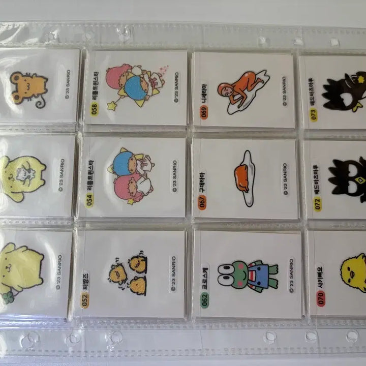 [BUNJANG] Sanrio Sticker Bundle Set (32 pcs) / (새상품) 산리오 띠부씰 32장 일괄 양도