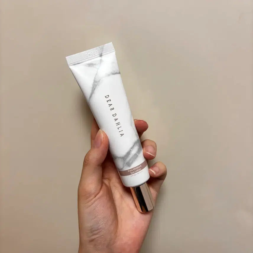 [BUNJANG] Dear Dahlia Skin Paradise Pure Moisture Sunscreen 35ml / 디어달리아 스킨 파라다이스 퓨어 모이스처 선크림 35ml
