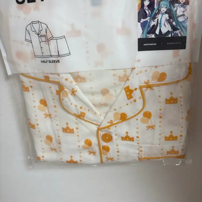 [BUNJANG] ENHYPEN Wonderland Showtime SPAO Collaboration Pajama Set / 원더랜즈 쇼타임 스파오 콜라보 파자마 미착용 새상품