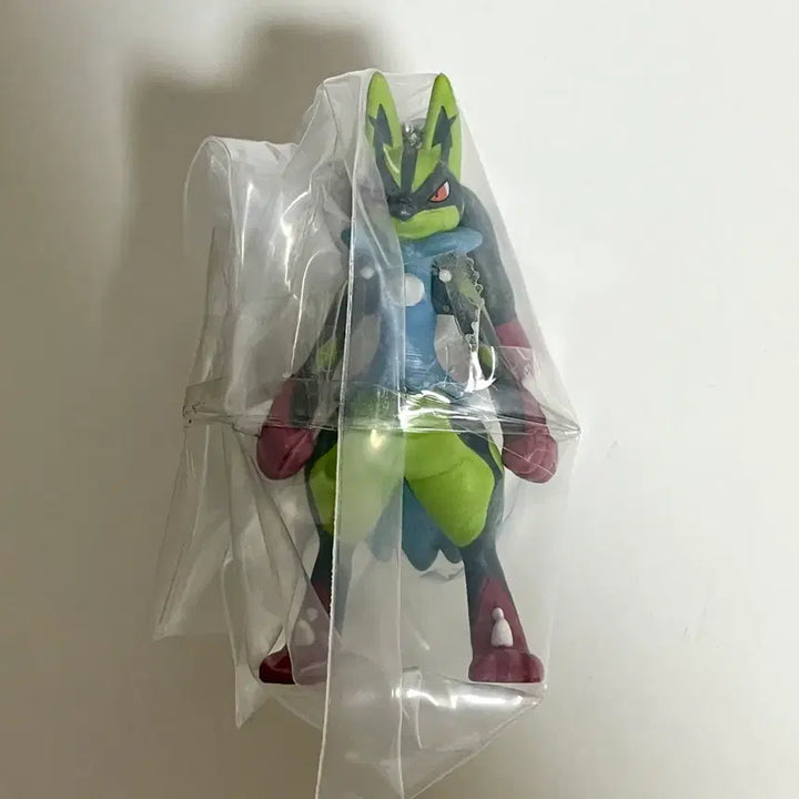 [BUNJANG] Pokémon Gashapon Collectible Mega Lucario / 포켓몬스터 가샤폰으로 콜렉트04 노란 메가 루카리오