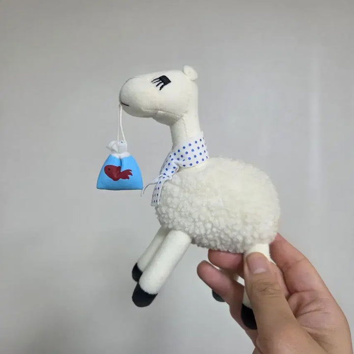 [BUNJANG] Vintage Plush Toy Character Collection (Kapibarasan, Alpaca, Goldfish) / 빈티지 토이 인형 고전 만화 피규어 캐릭터 산엑스 카피바라상 알파카 금붕어