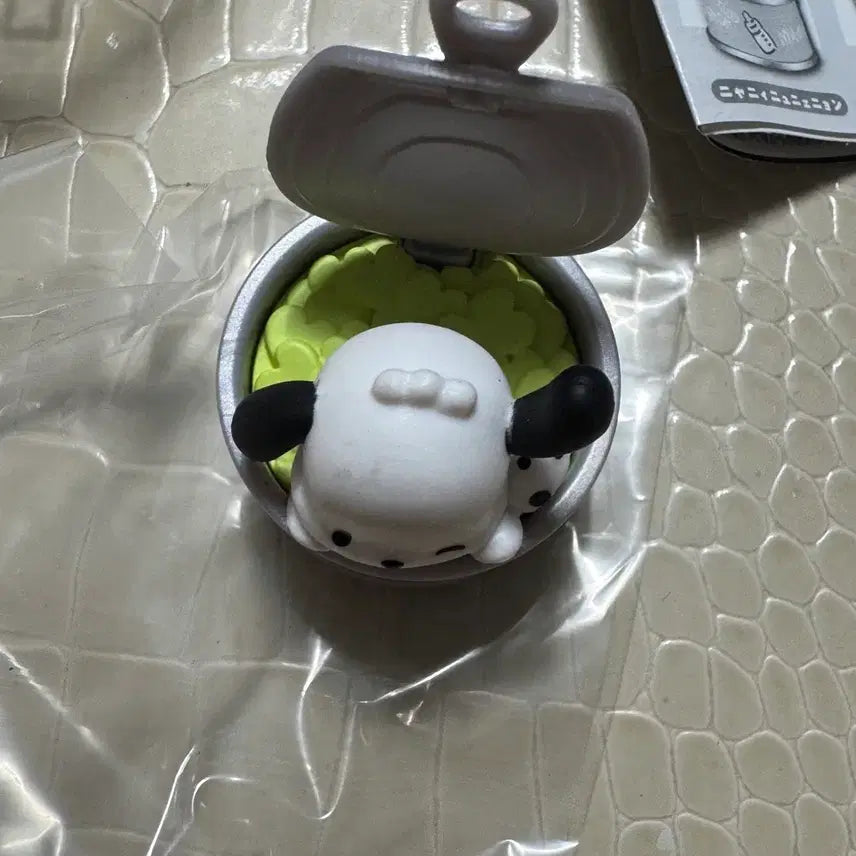 [BUNJANG] Sanrio Pochacco Can Figure (New) / 일본 가챠 포차코 캔 피규어 (새상품)