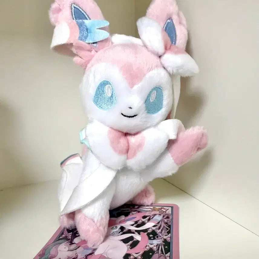 [BUNJANG] Ilpochen Nymphia High Five Plush / 일포센 님피아 하이파이브 인형 이브이 컬렉션 이브이즈