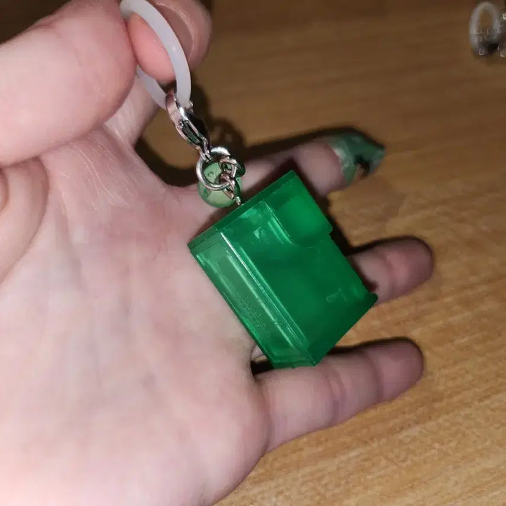 [BUNJANG] Midori Transparent Capsule Machine Gacha Keychain / 초록 투명 캡슐머신 메지루시 가챠