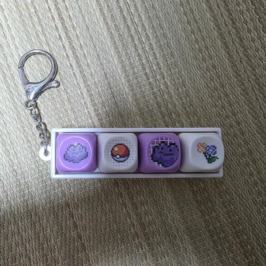 [BUNJANG] Tonymoly Pokemon Metamon Keycap Clicker Keychain (Back Damage) / 토니모리 메타몽 키캡 클리커 키홀더 (뒷면 데미지)