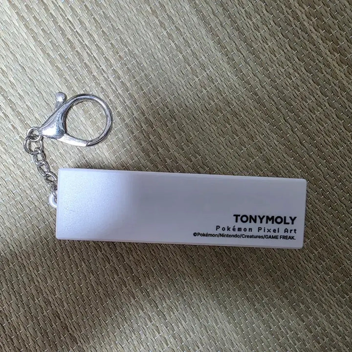 [BUNJANG] Tonymoly Pokemon Metamon Keycap Clicker Keychain (Back Damage) / 토니모리 메타몽 키캡 클리커 키홀더 (뒷면 데미지)