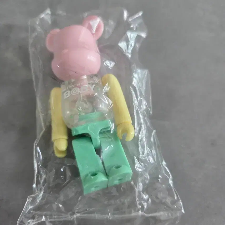 [BUNJANG] Bearbrick 15th Series My First Bearbrick Marber Mint Condition Sealed / 베어브릭 15탄 마이퍼스트베어브릭 마퍼 정 미개봉 팝니다.