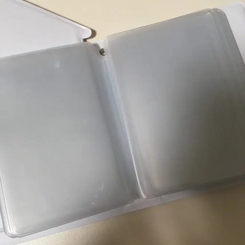 [BUNJANG] House-Shaped 1-Ring Binder Photocard Holder / 포카 바인더 1공