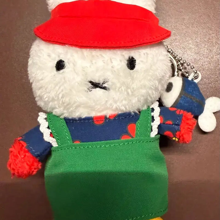 [BUNJANG] Miffy Plush Toy with Red Hat and Green Overalls / 부산 자갈치 미피