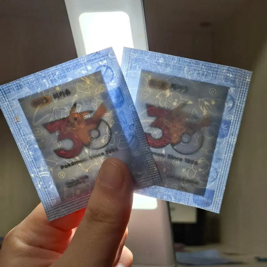[BUNJANG] Pokemon 30th Anniversary Sticker Set Pikachu, Oricorio, Raichu, Alolan Raichu Bundle Set / [일괄] 포켓몬 30주년 띠부씰 피카츄 따라큐 라이츄 알로라 라이츄 플러시