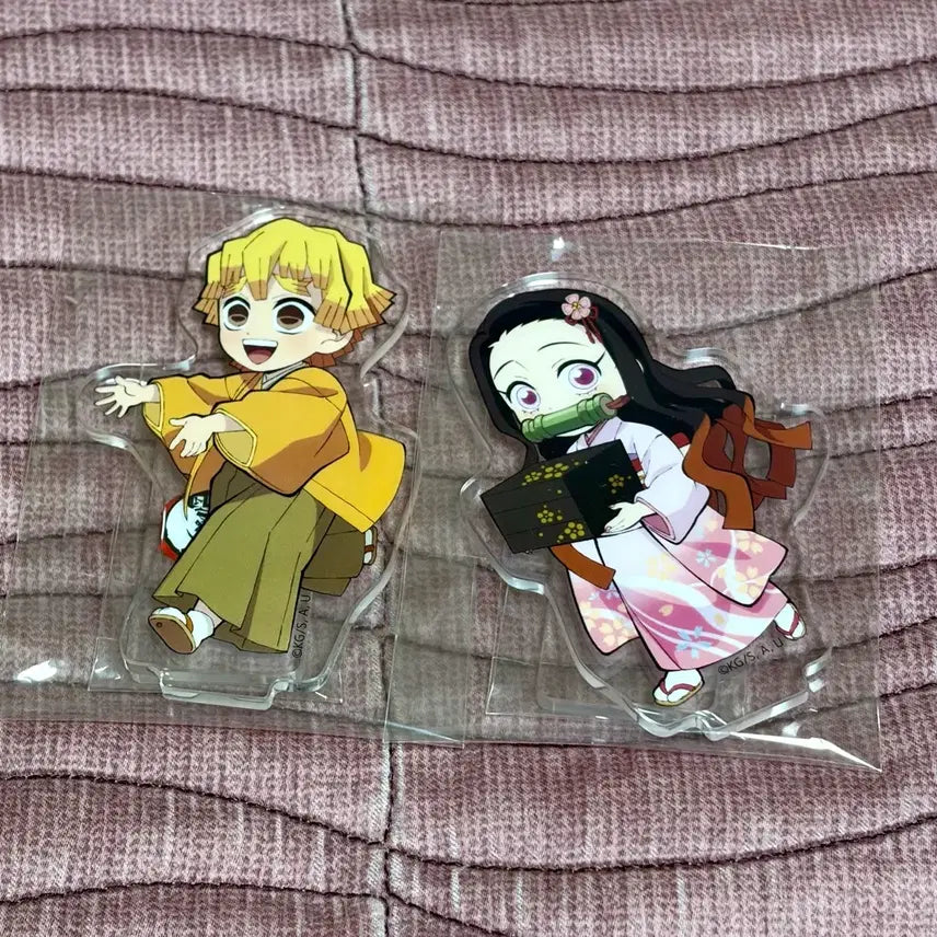 [BUNJANG] Demon Slayer New Year Zenitsu &amp; Nezuko Acrylic Stand Set / 귀멸의칼날 신년 아크릴 젠이츠 네즈코 아크릴