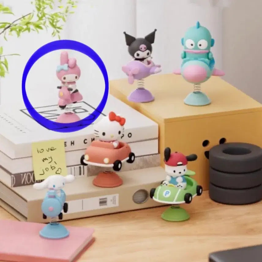 [BUNJANG] Sanrio My Melody Bobblehead Car Figure / 산리오 흔들 피규어 자동차 차량용