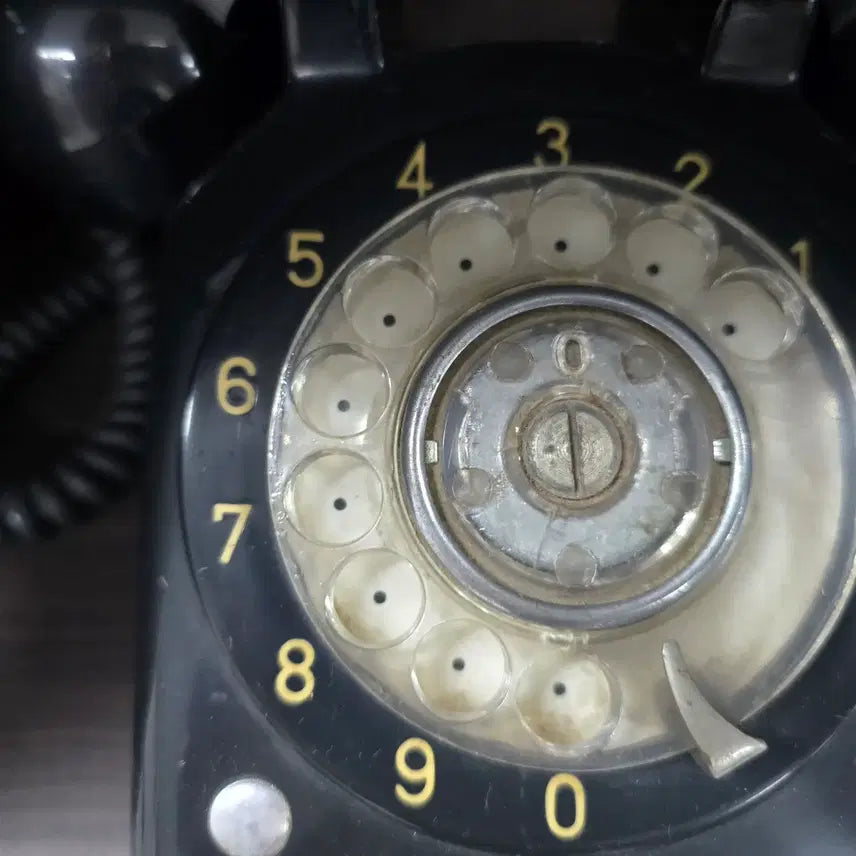 [BUNJANG] Rotary Dial Telephone (Vintage Analog Phone) / 다이얼식 로터리 전화기 (옛날 아날로그 전화기)