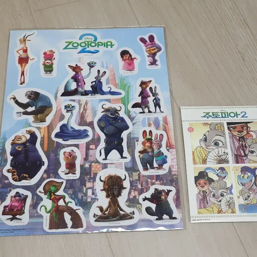 [BUNJANG] Zootopia 2 Korean Style Postcards and Stickers Set / 주토피아2 엽서 및 스티커
