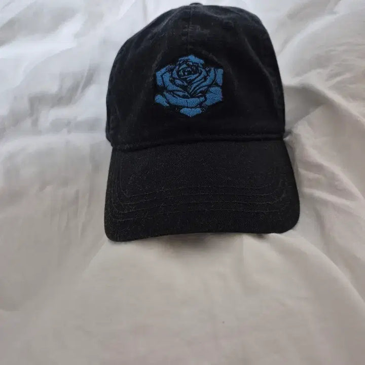 [BUNJANG] ADo Wish ADo Korea Tour Hat / 미개봉) ado wish 아도 내한 모자