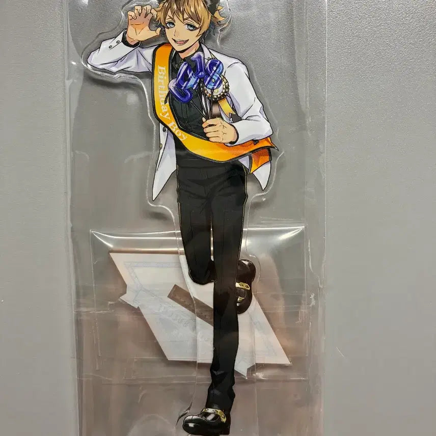 [BUNJANG] Disney Twisted Wonderland Ragi-buchi Birthday Acrylic Stand / 디즈니 트위스테드 원더랜드 라기부치 생일 아크릴 스탠드 트위스테