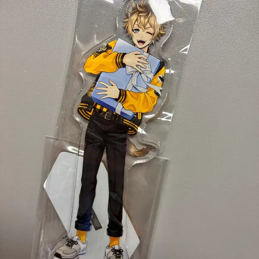 [BUNJANG] Twisted Wonderland Lamyu Guts Birthday Acrylic Stand / 트위스테 라기부치 생일 아크릴 스텐드