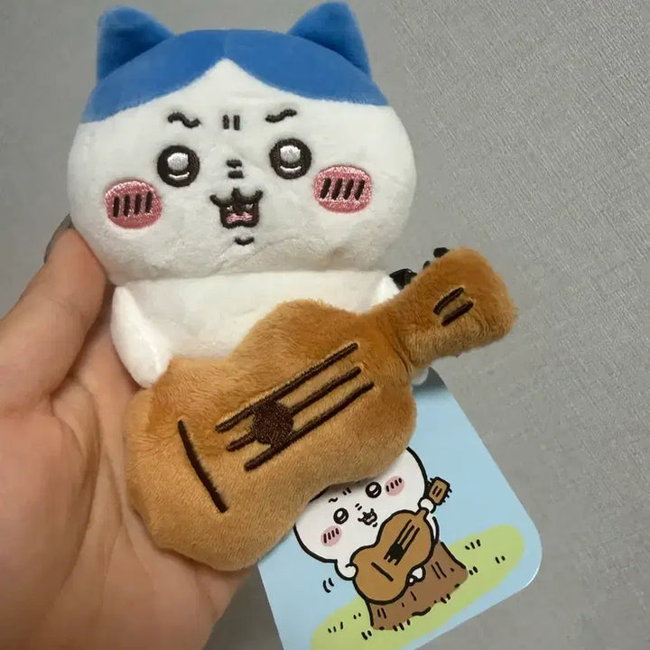 [BUNJANG] Hachiwara Desktop Mascot with Guitar / 하치와레 데스크탑 마스코트