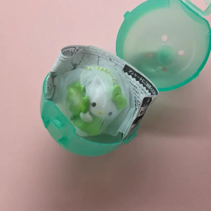 [BUNJANG] Sanrio Lucky Clover Gacha Hello Kitty / 산리오 네잎클로버 가챠 헬로키티