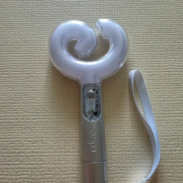 [BUNJANG] aespa Official Lightstick Ver.2 Pretzel / 에스파  공식 응원봉 2 프레첼