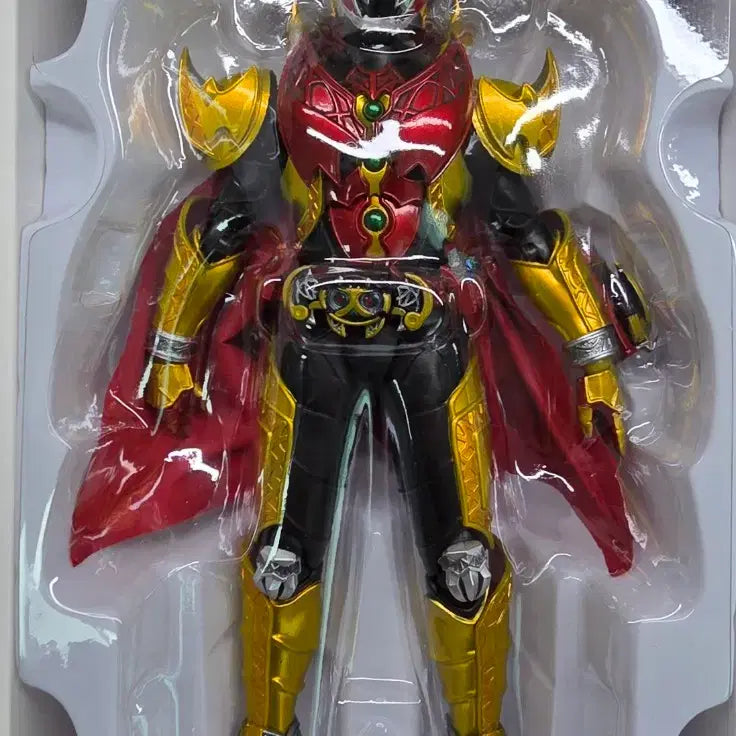 [BUNJANG] Bandai Soul of Chogokin Masked Rider Kiva Emperor Form Figure / shf 진골조제법 가면라이더 키바 엠페러폼
