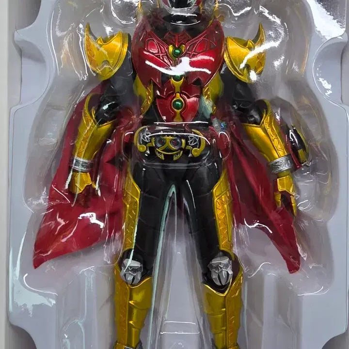 [BUNJANG] Bandai Soul of Chogokin Masked Rider Kiva Emperor Form Figure / shf 진골조제법 가면라이더 키바 엠페러폼