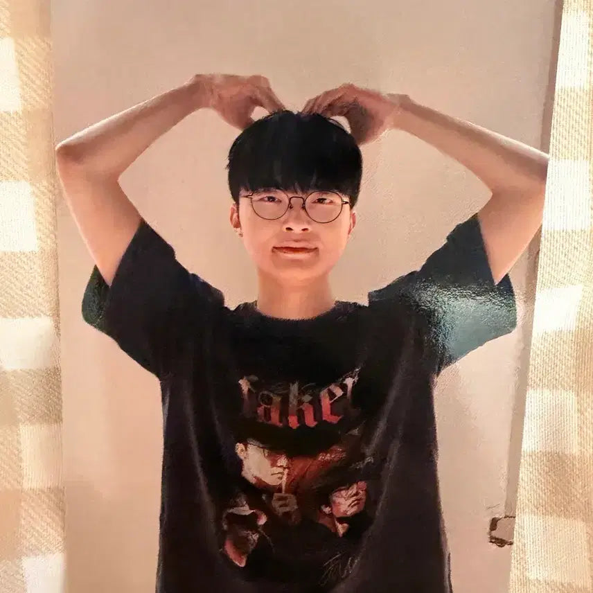 [BUNJANG] T1 Faker Home Ground D3 Photocard / 티원 T1 Home Ground D3 페이커 포카 + T1 Home Ground 멤버십 DAY 1 엽서
