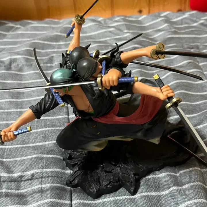[BUNJANG] One Piece Roronoa Zoro Figure / 원피스 롤로노아 조로 피규어