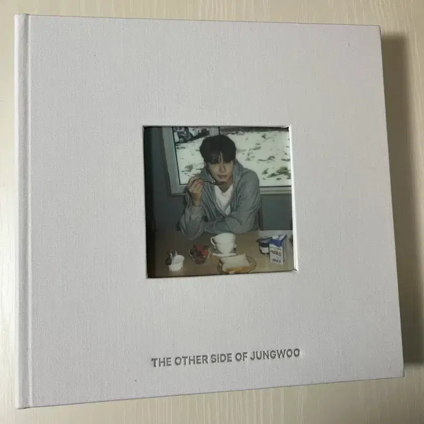 [BUNJANG] NCT Jungwoo Veil of Frame Photobook / 엔시티 정우 veil of frame 포토앨범