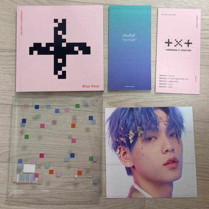 [BUNJANG] TXT (Tomorrow X Together) Blue Hour Album / 투모로우바이투게더 Blue Hour 앨범 판매합니다!