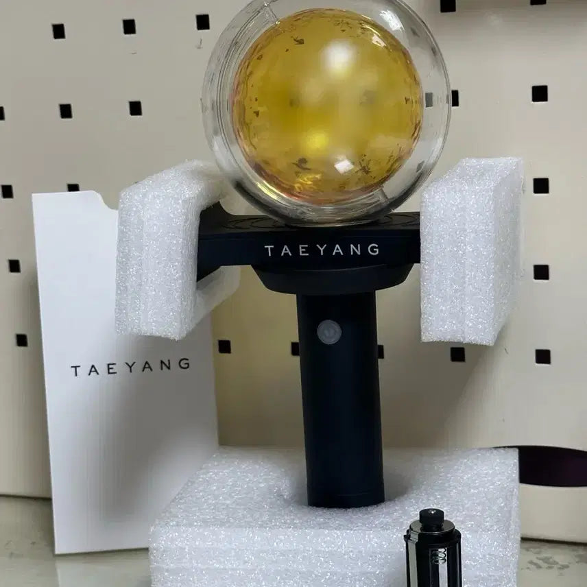 [BUNJANG] Taeyang Concert Lightstick / 여러봉 태양 응원봉 팝니다 !! < 급처 >