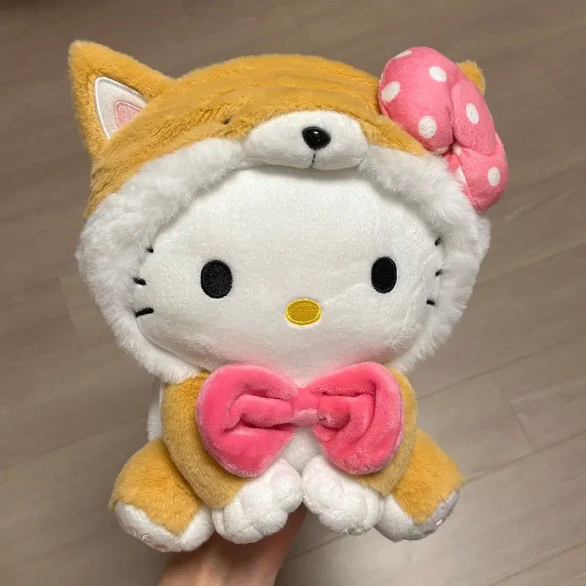 [BUNJANG] Sanrio Hello Kitty Shiba Inu Plush Doll - Medium, Authentic New / 정품 새상품) 산리오 헬로키티 봉제인형 시바견 중형