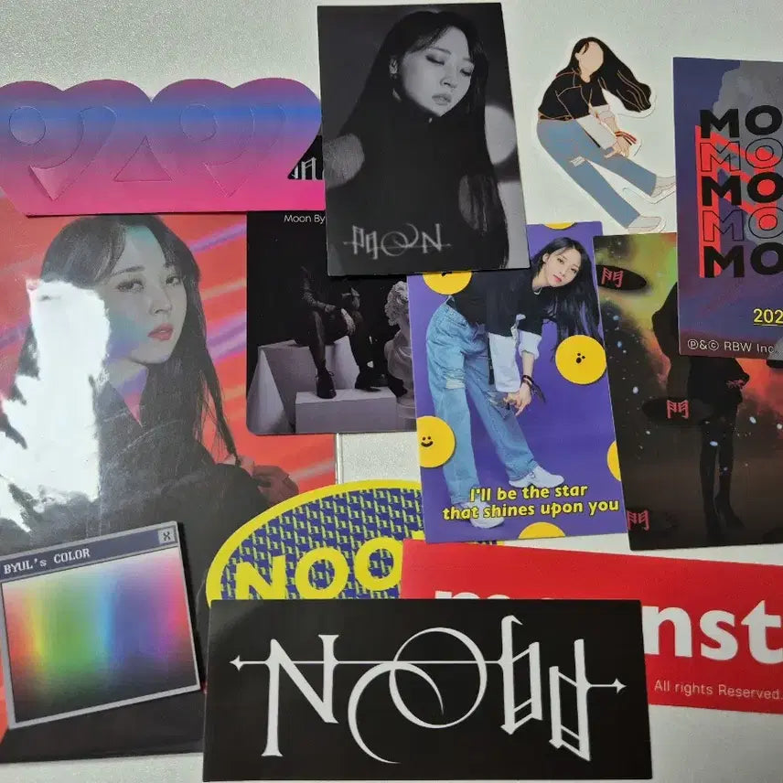 [BUNJANG] Moonbyul Ontact Live Sticker Set Bundle / (택포) 문별 ontact 라이브 문 스티커 세트 2종 일괄