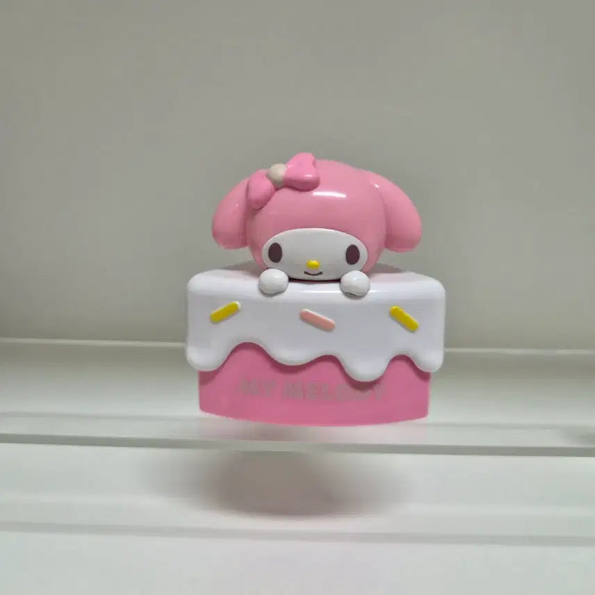 [BUNJANG] Sanrio My Melody Cake Accessory Storage Box / 산리오 조각케이크 악세사리 보관함 마이멜로디