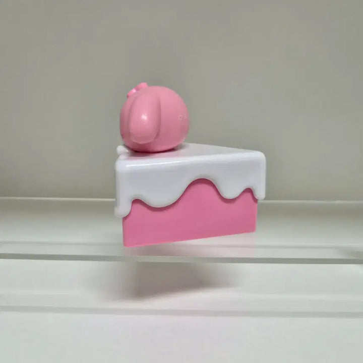 [BUNJANG] Sanrio My Melody Cake Accessory Storage Box / 산리오 조각케이크 악세사리 보관함 마이멜로디