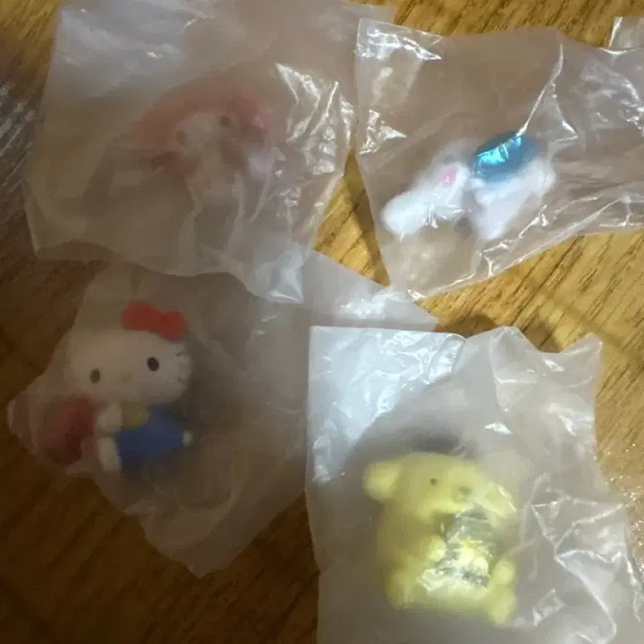 [BUNJANG] Sanrio Characters Figure Set (4 Types) / 산리오 캐릭터 피규어 4종 세트
