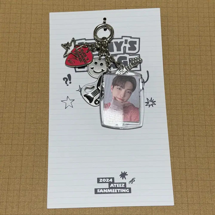 [BUNJANG] ATEEZ 2024 Fanmeeting Hongjoong Mini Photo Acrylic Keyring / 에이티즈 2024 팬미팅 엠디 ATEEZ FANMEETING 홍중 증사 키링
